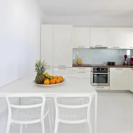 Apartment Mg *